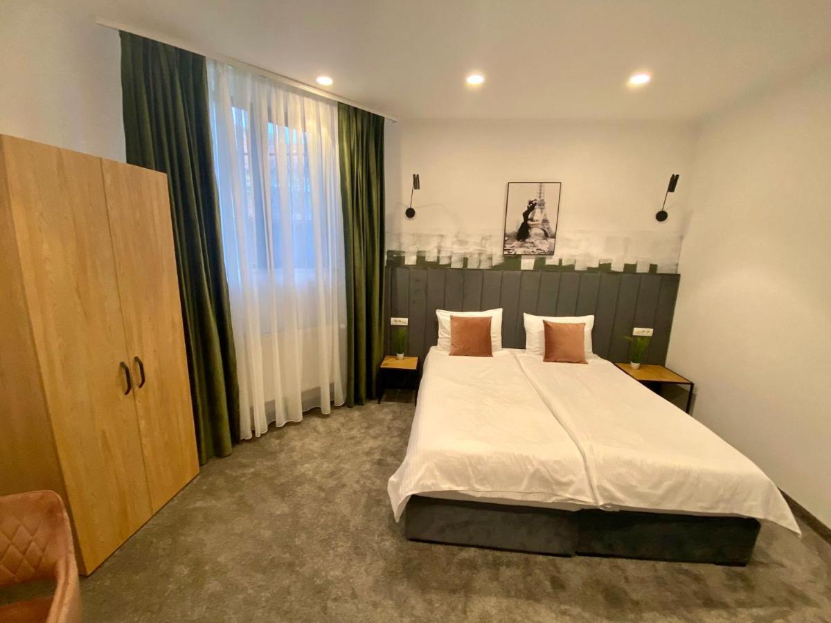 Victoria Rooms Nagyvárad Kültér fotó